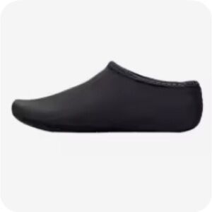 Unisex Black Slip-On Water Shoes